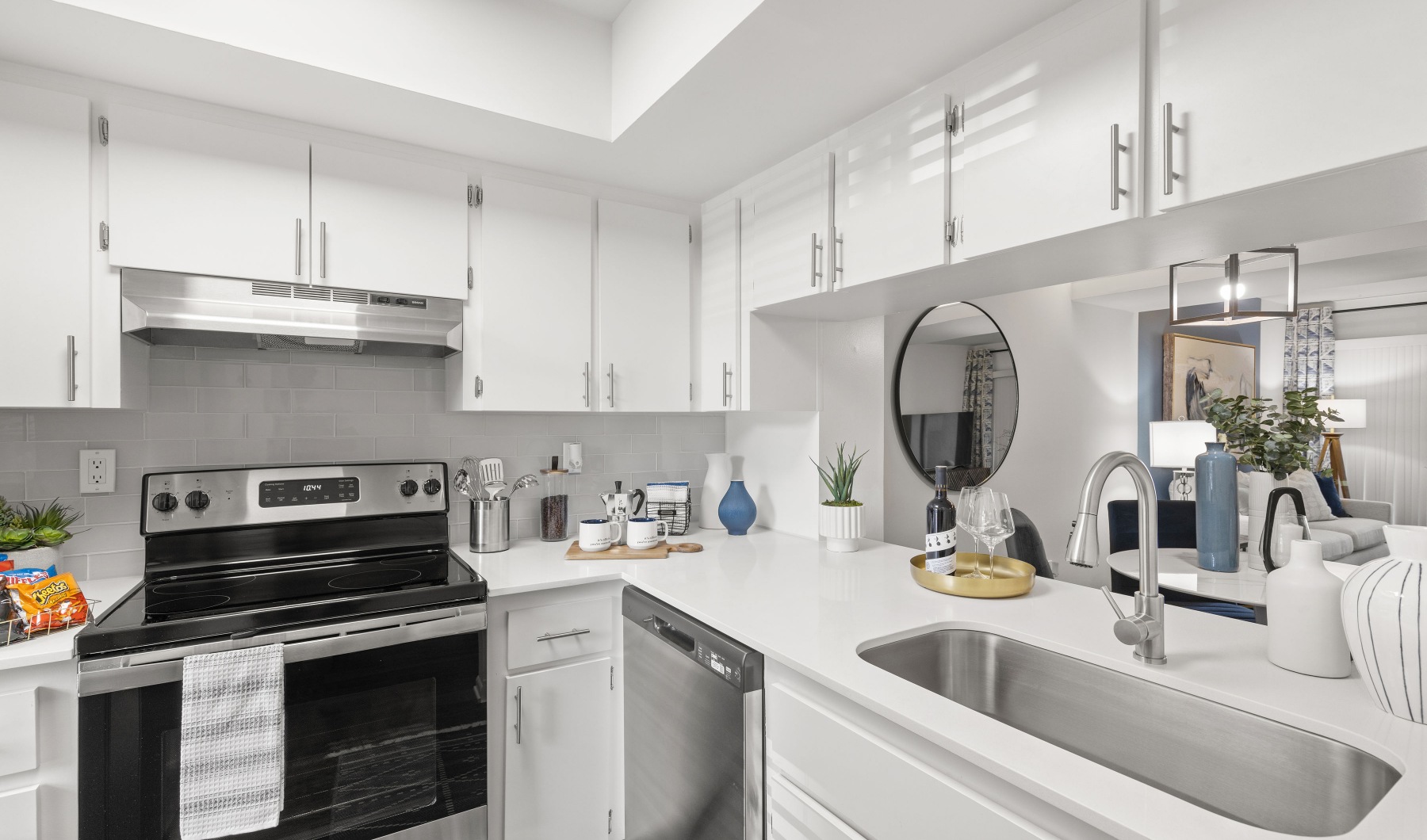 Style Everywhere You Look Style Everywhere You Look